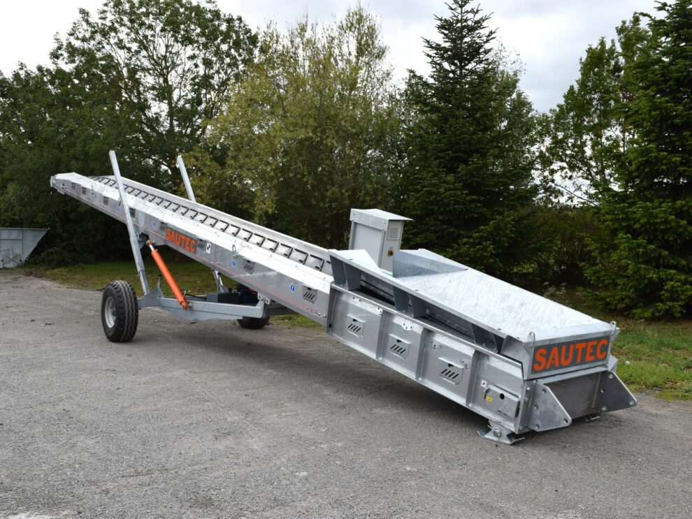 Een bouwtransportband te koop.